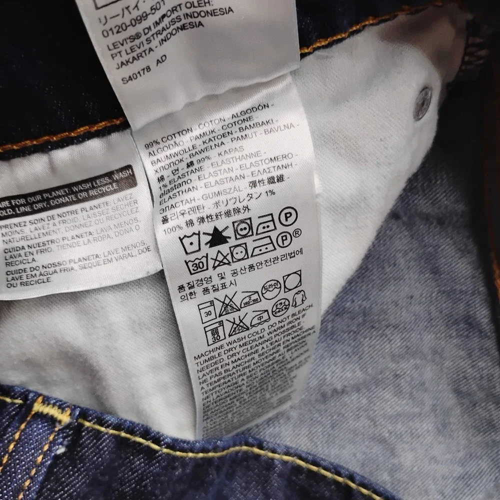 Levis 541 Athletic Taper Mens Dark Wash Denim Shorts Size 34 Blue 11in